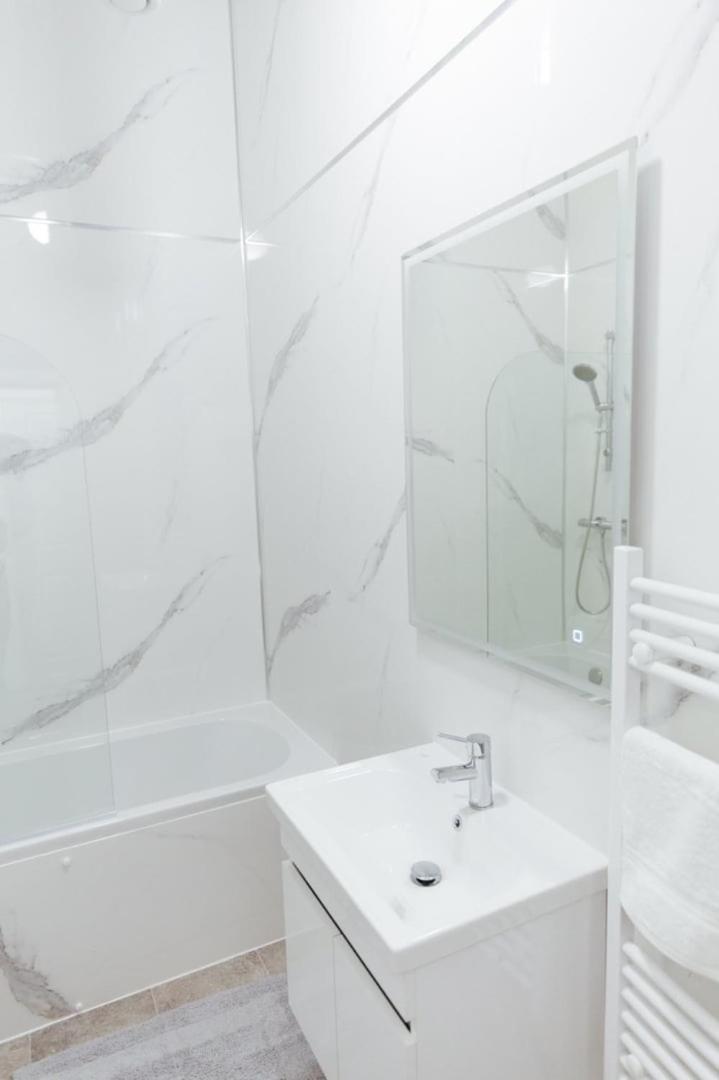 Stylish Comfort In London Finchley Eksteriør billede